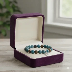 A luxurious velvet jewelry box containing the agate bracelet for women, ready for gifting.