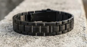 Men's black stainless steel link bracelet with matte and polished accents